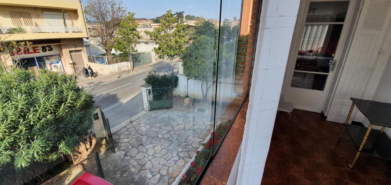 Appartement Entier Au Dessus De Villa, Climatisation Reversible Poele A Bois Tres Chaleureux , Wi Fi Parking Privee Gratuit Situation 500 M, Plage Et Centre Ville サナリー・シュル・メール エクステリア 写真